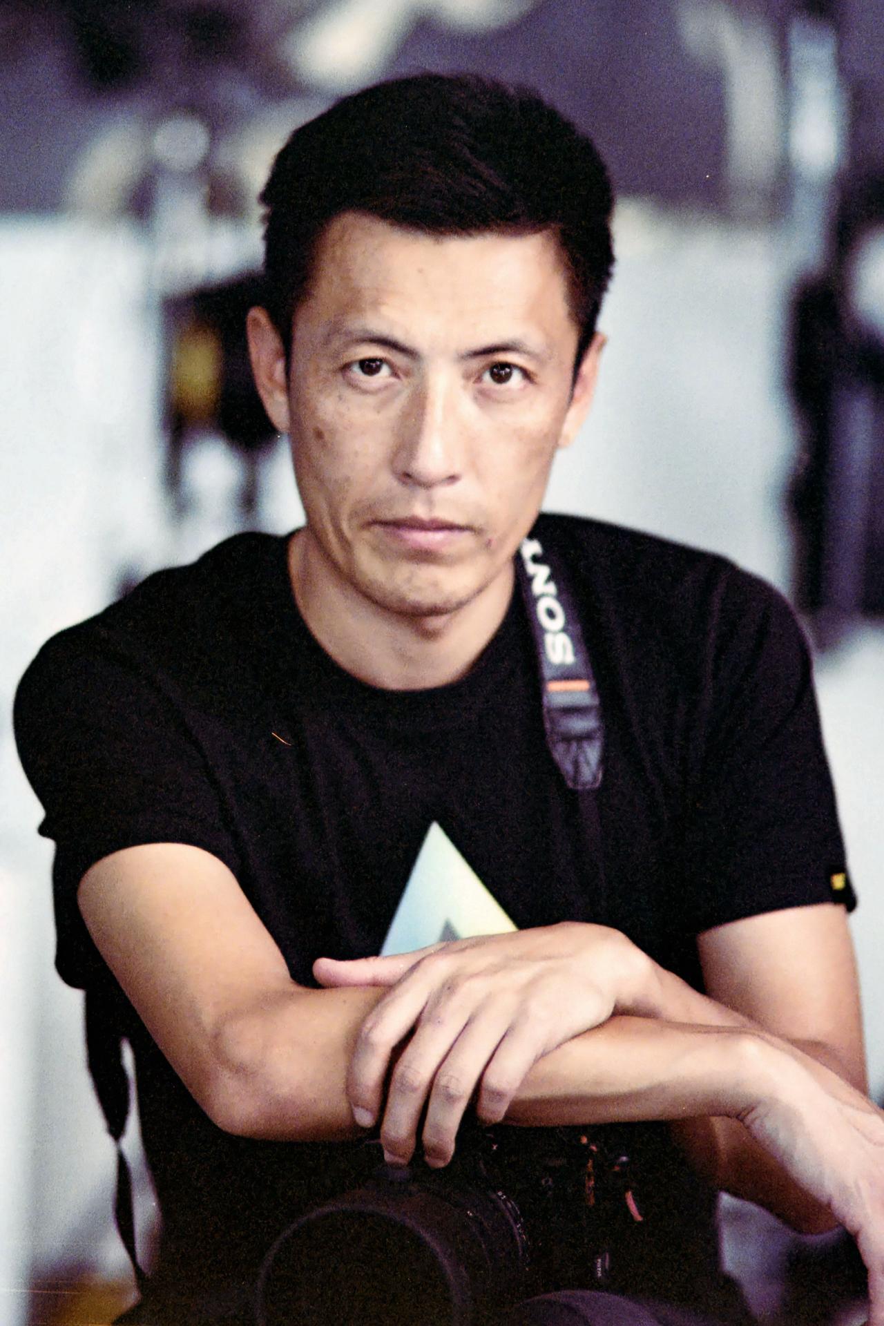 我已隐约感到时代即将让我成为配角