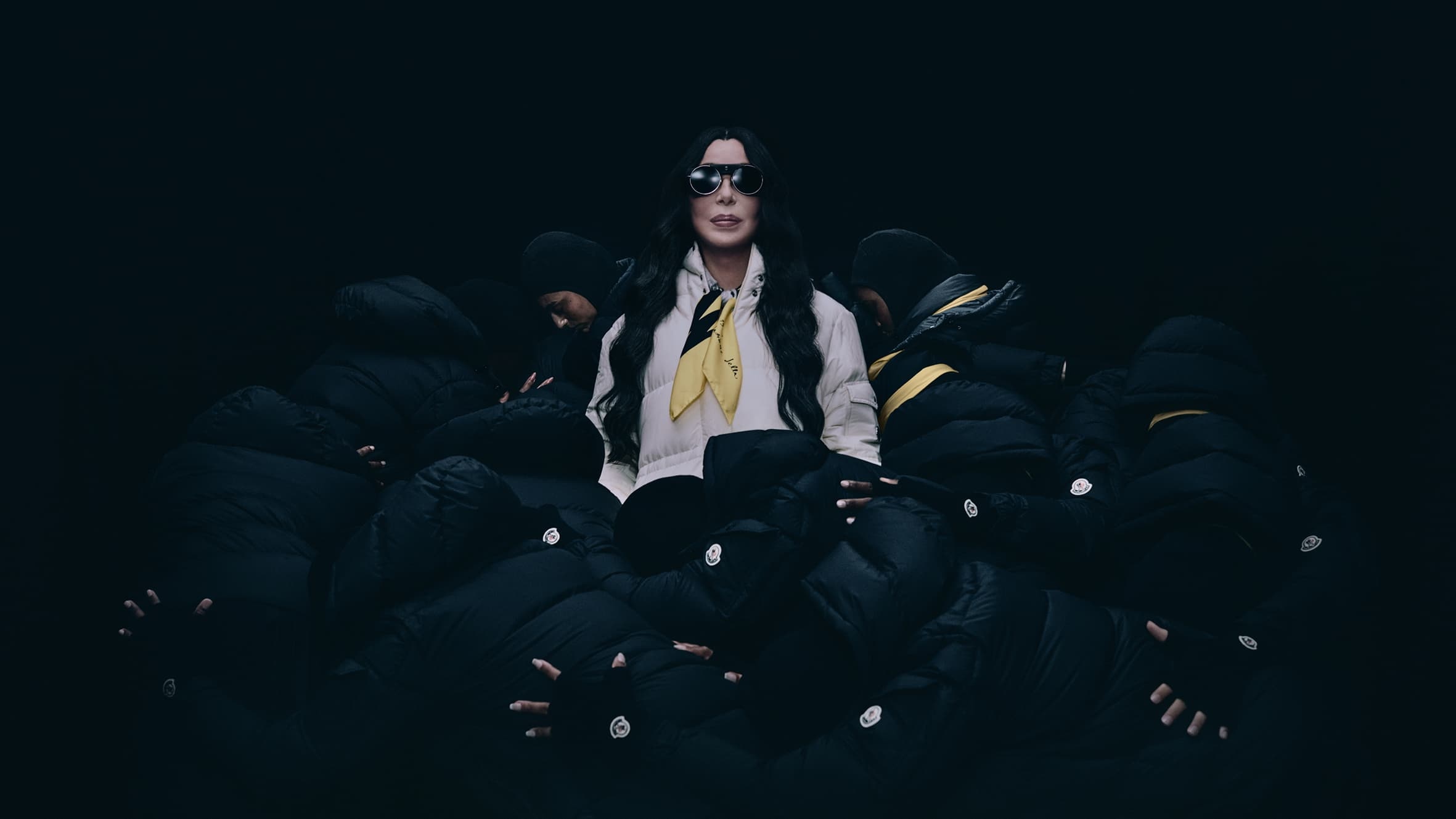 2026年10月，Moncler发布全新Re/Icons系列广告大片，邀请Che