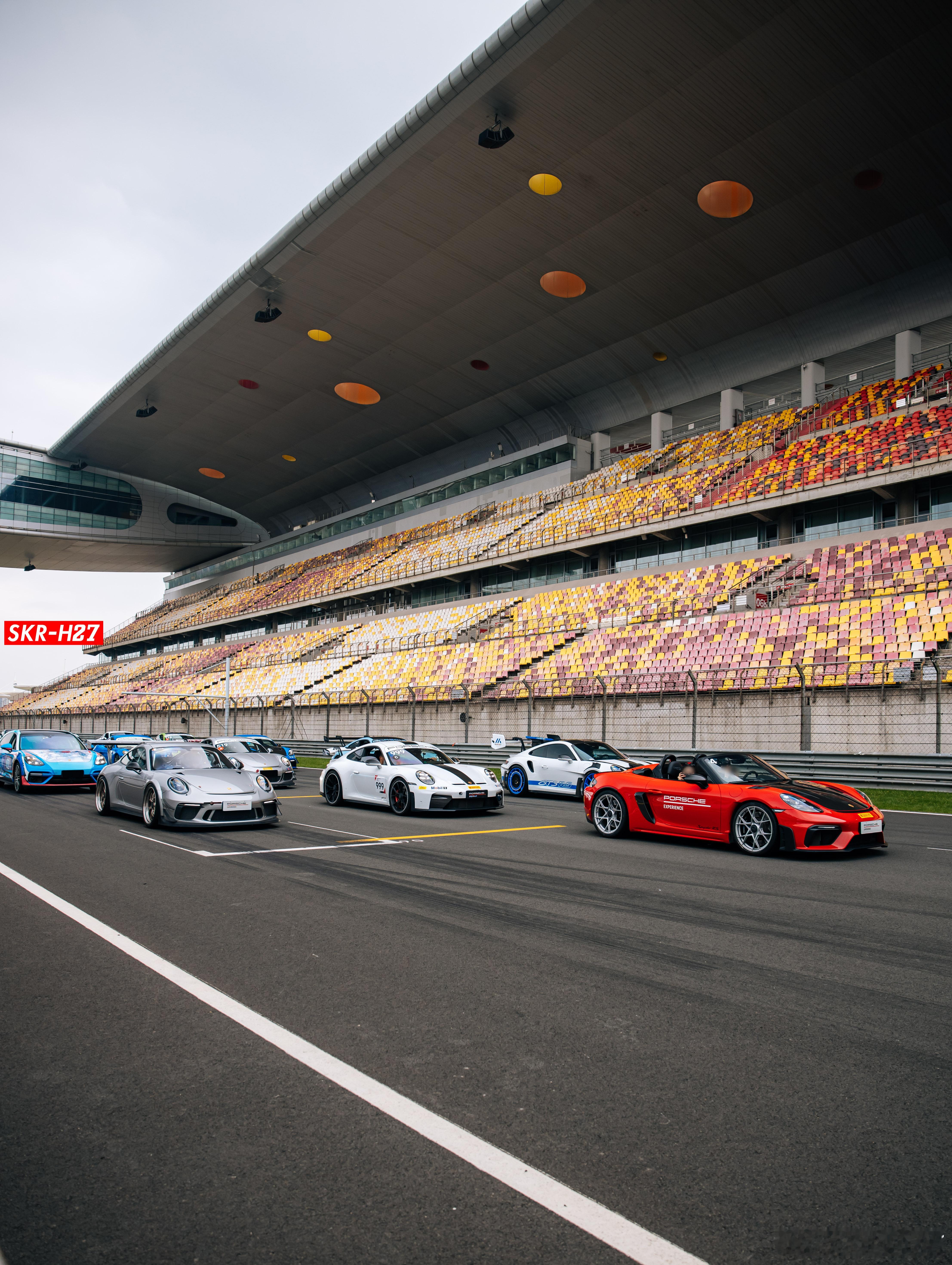 hao车摄[超话] 2025保时捷年度车聚 ​​​