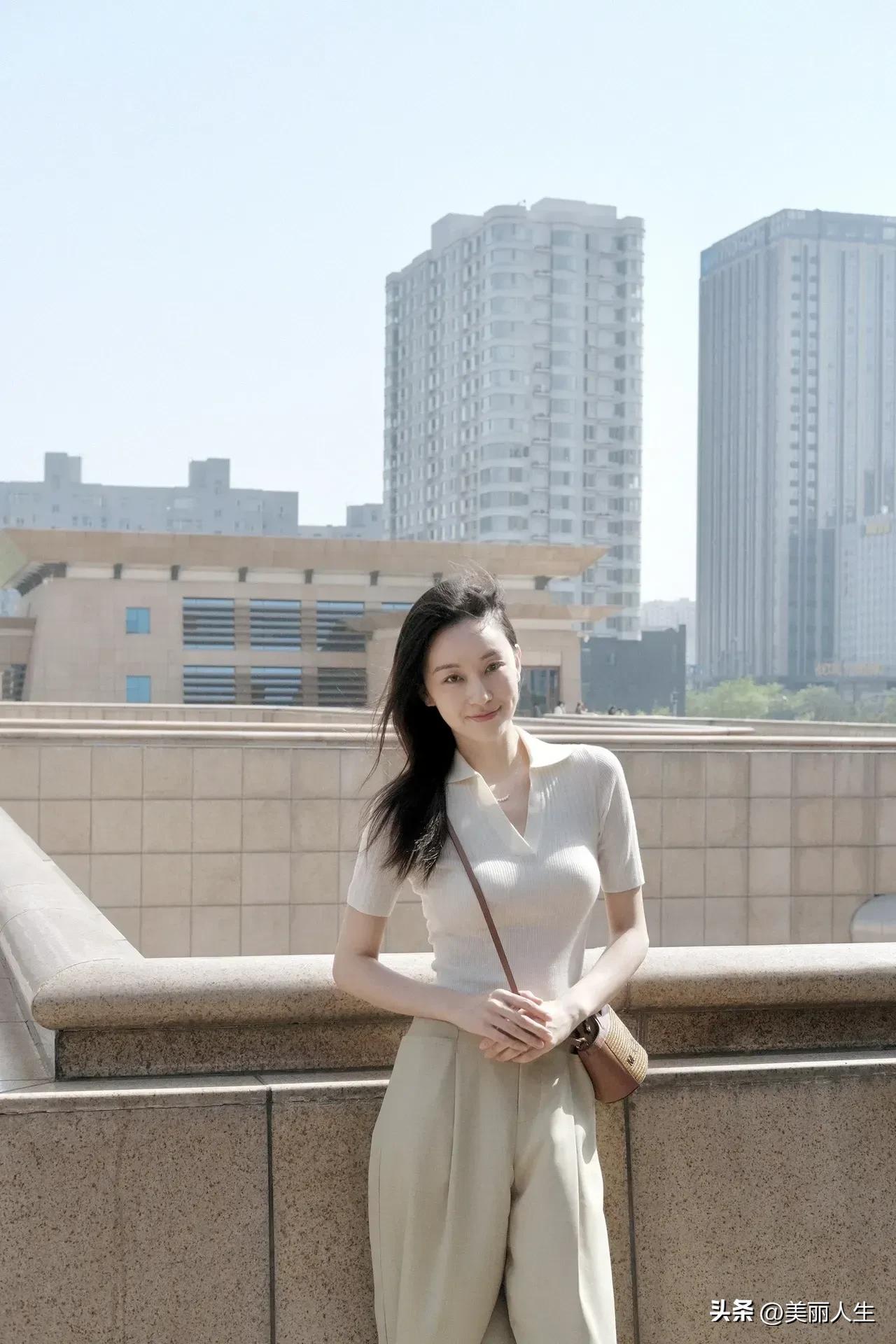 邯郸博物馆.
丛台公园
邯郸道.
响堂山石窟.