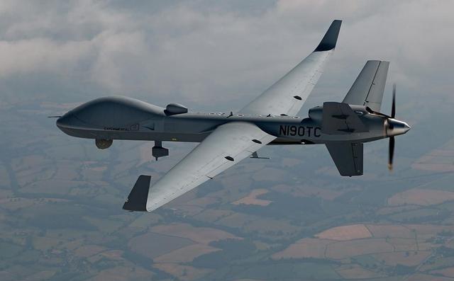 日本为何敢在钓鱼岛启用大型无人机？说白了，这不是怕不怕的问题，而是日本吃准了中国