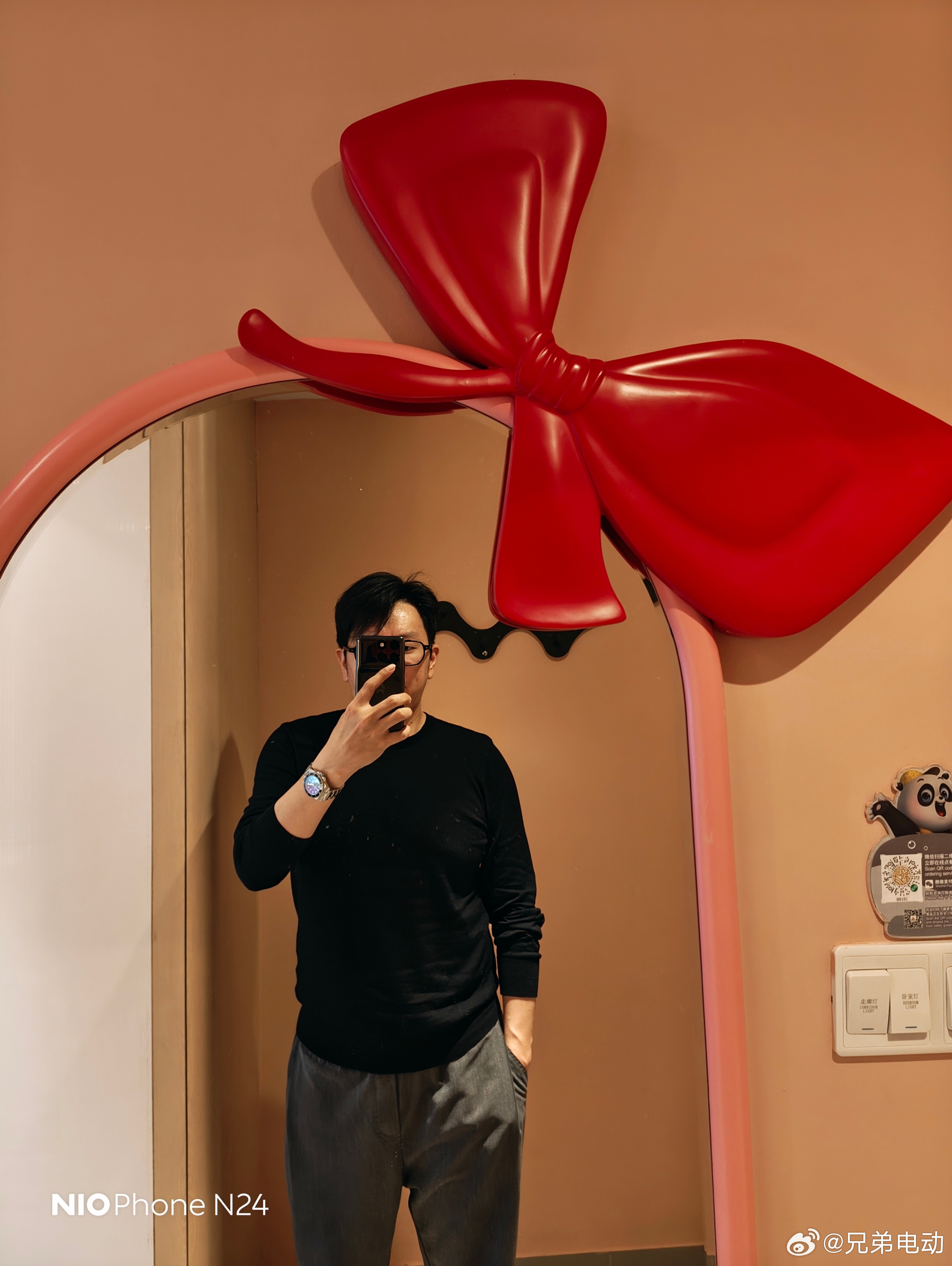 我也是好起来了，出差住上这么红的酒店了谁还不是个宝宝呢兄弟电动 广州·广州长隆旅