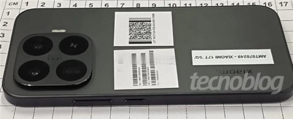 小米17T外观手机感受一下，相比往年提前4个月发布标准版采用联发科天玑8500，