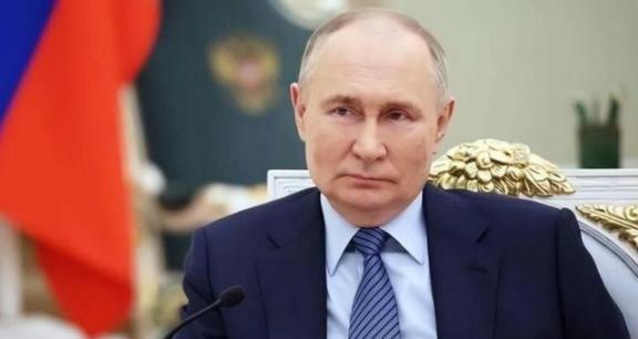 德国媒体一语惊人：因为中国，特朗普已经不敢给乌克兰战斧导弹了。藏了半天，特朗普终