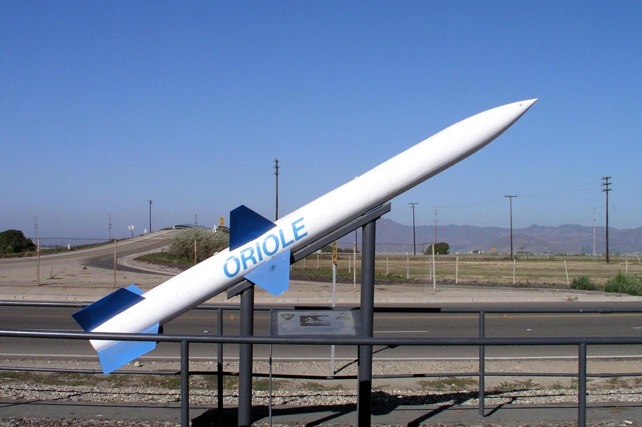 美国打完伊朗赶紧撤，转身就喊“对华竞争优先”。

第25步兵师忙着换装海马斯，喊