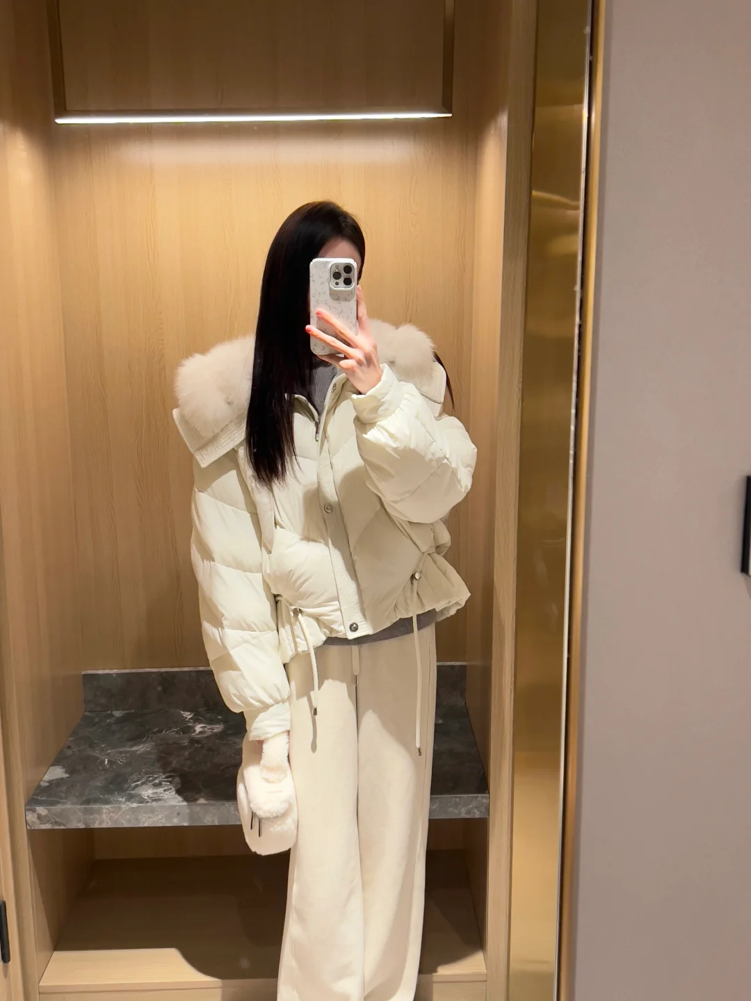 买到一件好看又保暖的羽绒服太难得啦！