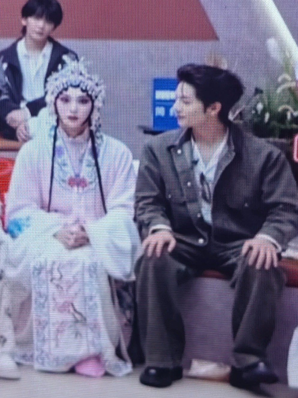 霸道总裁爱上杜丽娘辉子你别太明显哈哈哈哈哈 ​​​