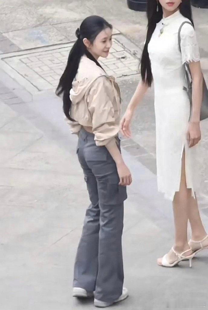 北舞的刘浩存，这身材能打败很多人 ​​​