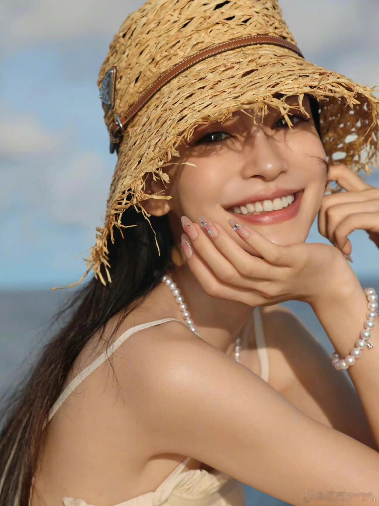 angelababy[超话] baby真的超美，这一身简直美到我心里去了，长得又