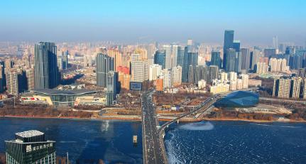 拿辽宁本地的考生举例，物理类考生，如果你想报沈阳工大，那你的分数得在特殊类型招生