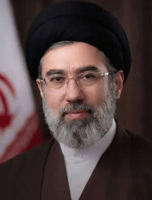 看这条信息，感觉就两条：伊朗新的领导人一是注意讲政策，二是坚持原则有定力和锐气。