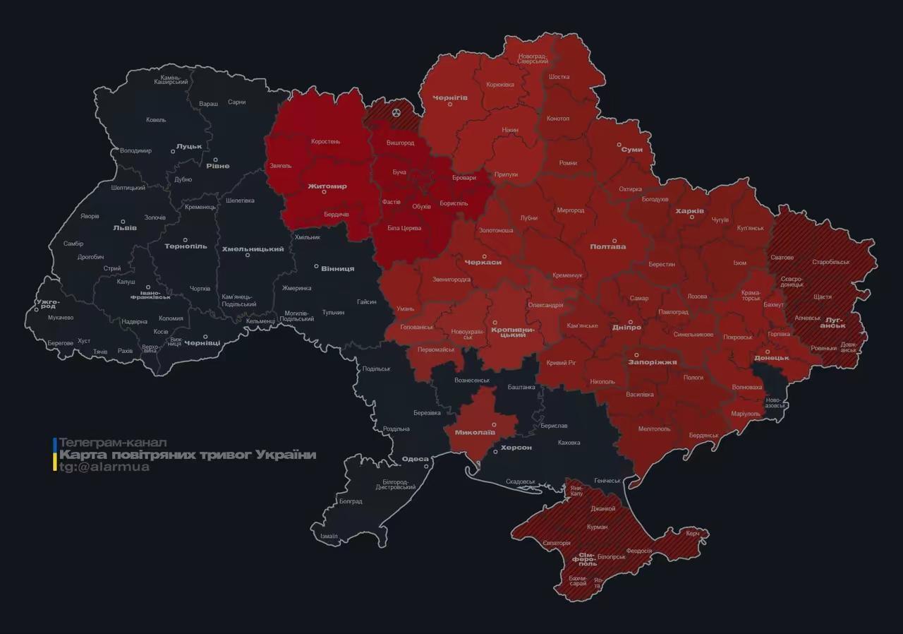 据央视新闻报道，2月22日零点过后，基辅响起一系列强烈爆炸声。有消息显示，基辅遭