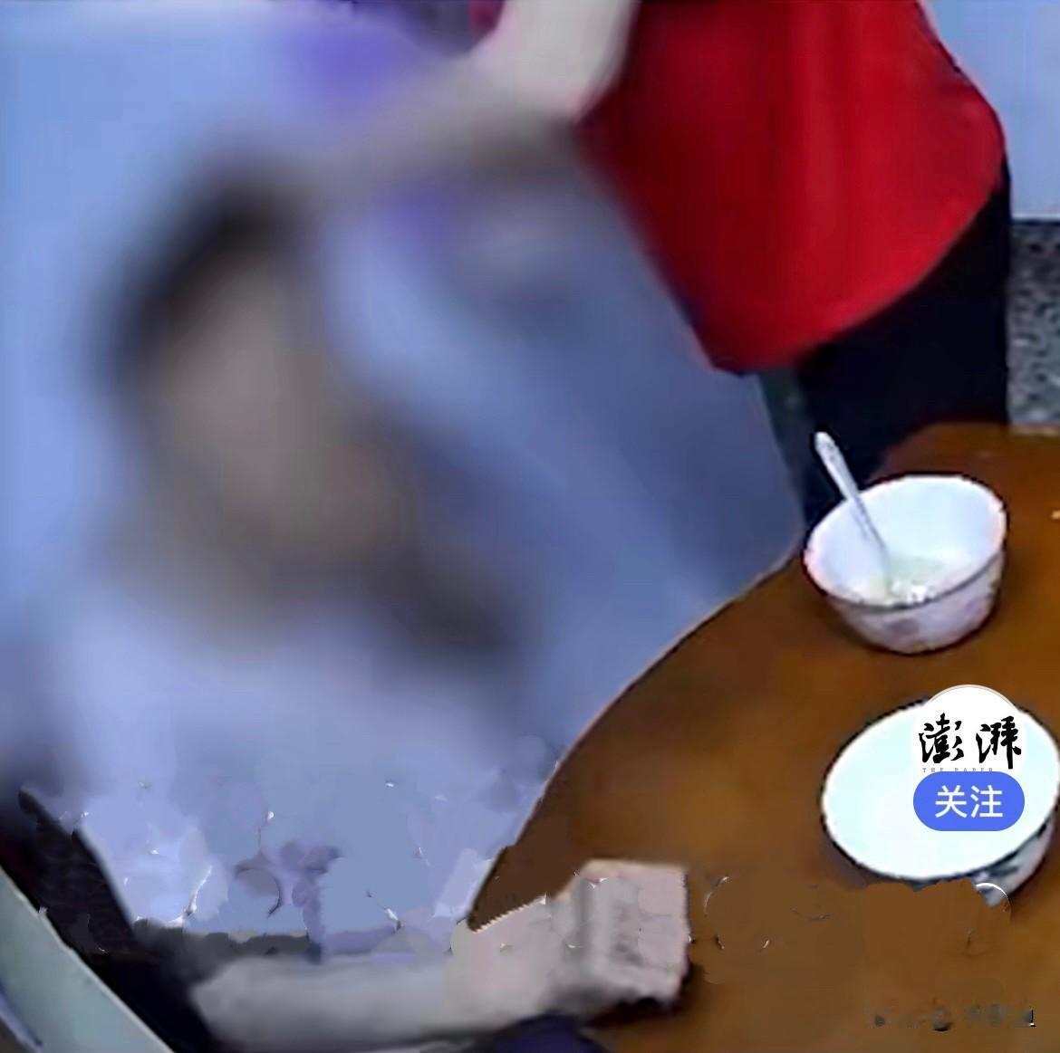 近日，江苏南京黄女士爆料，自己85岁高龄的外婆，年纪大了行动不便，家人心疼老人，