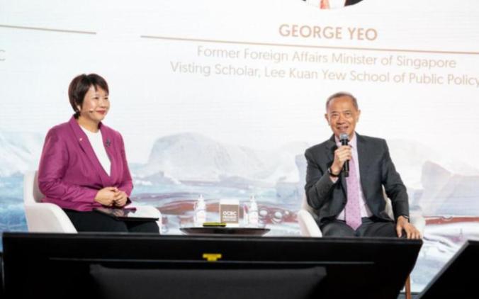 新加坡前外长杨荣文做出判断，中国仿佛在美国头上套了个“紧箍咒”，这使得中美两国在