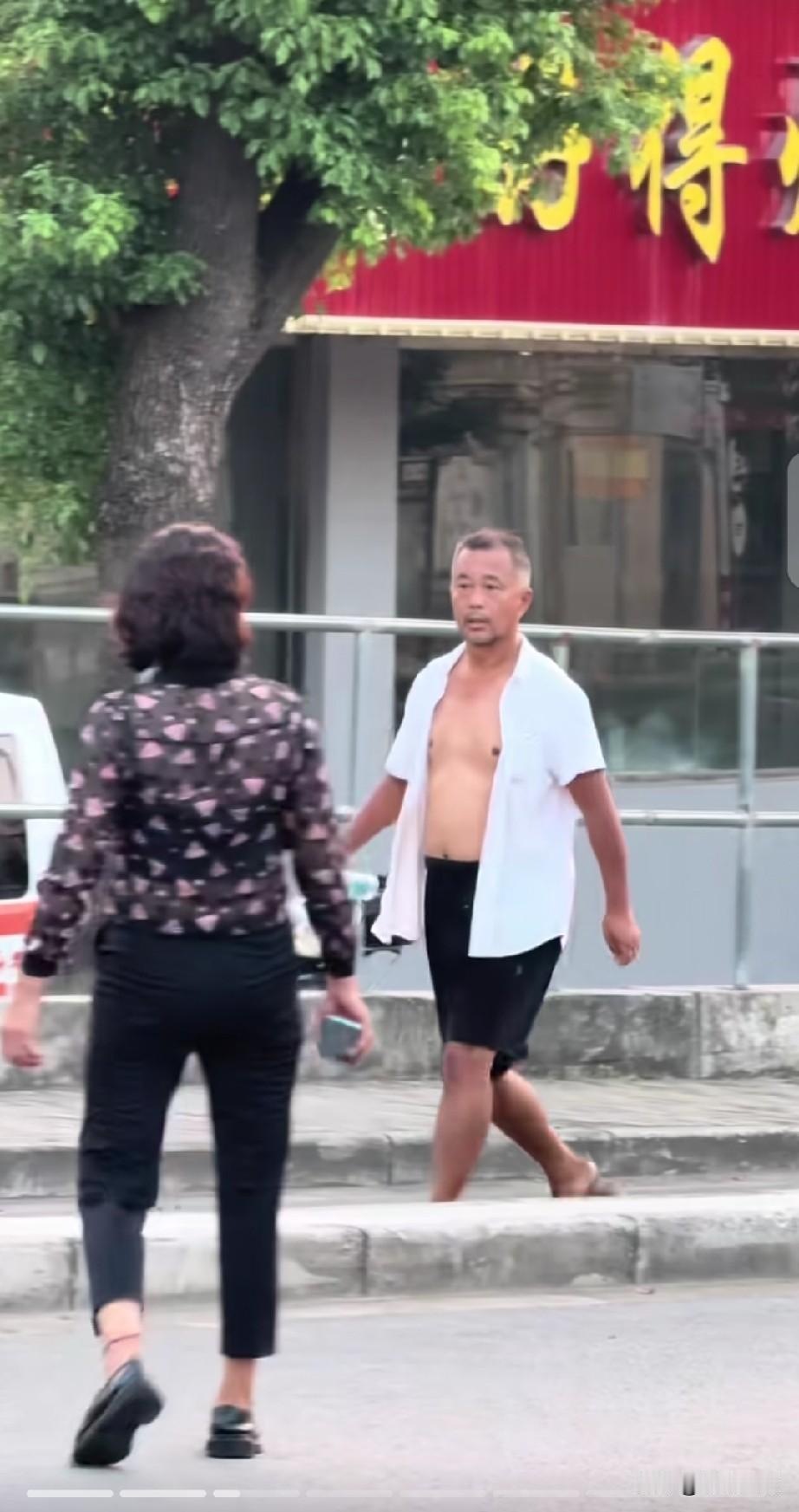 为什么有网友说流浪大师沈巍就是上海老炮？不是说他是混黑的，而是说市井里摸爬滚打多