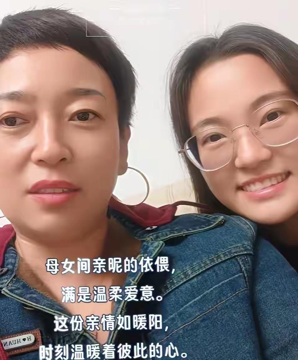 唐千惠的悲剧，不能简单只用产后抑郁四个字概括。
压垮她的，是产后那短短几天里，本
