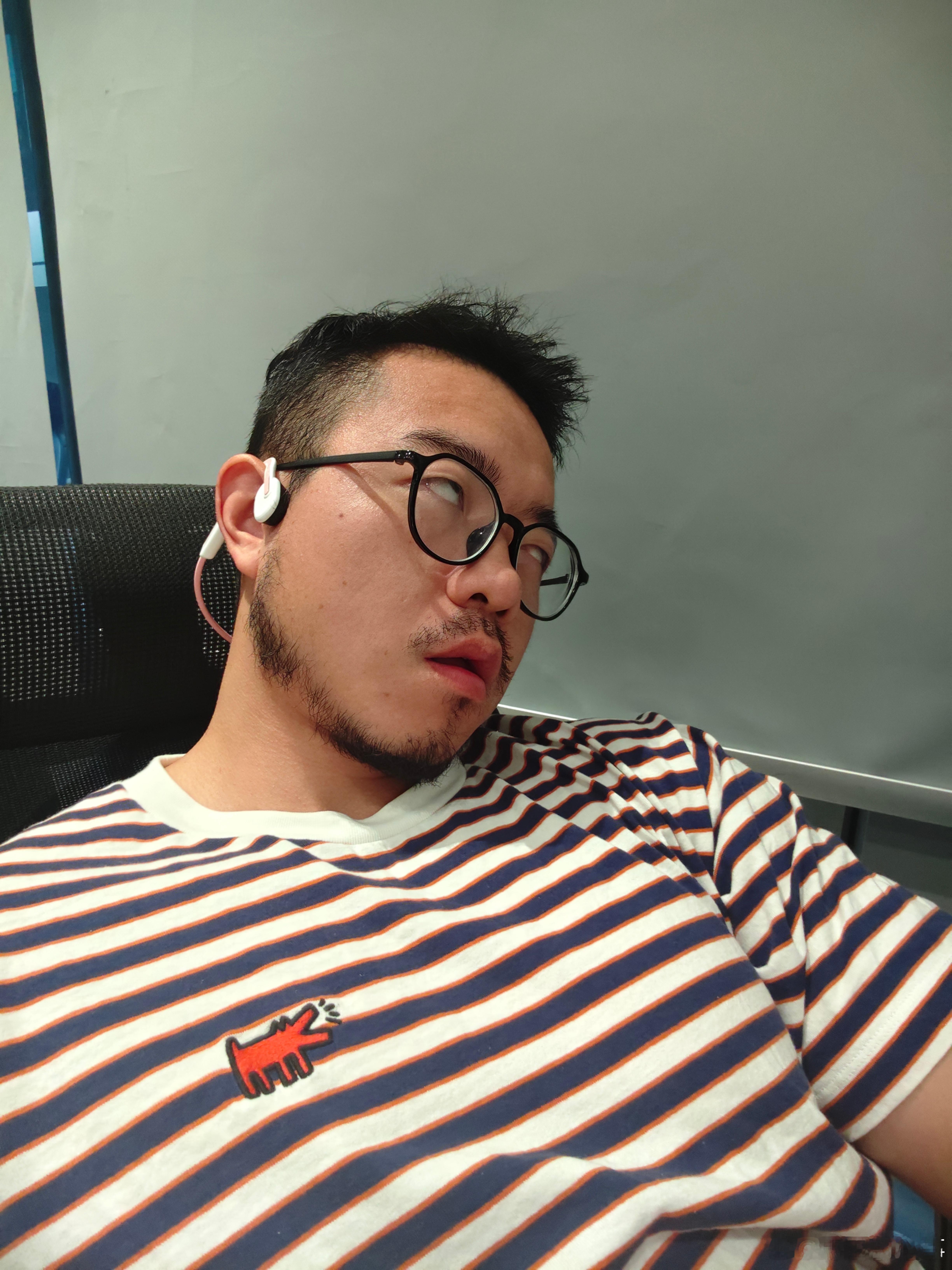 周日不是应该在家里吗 ​​​