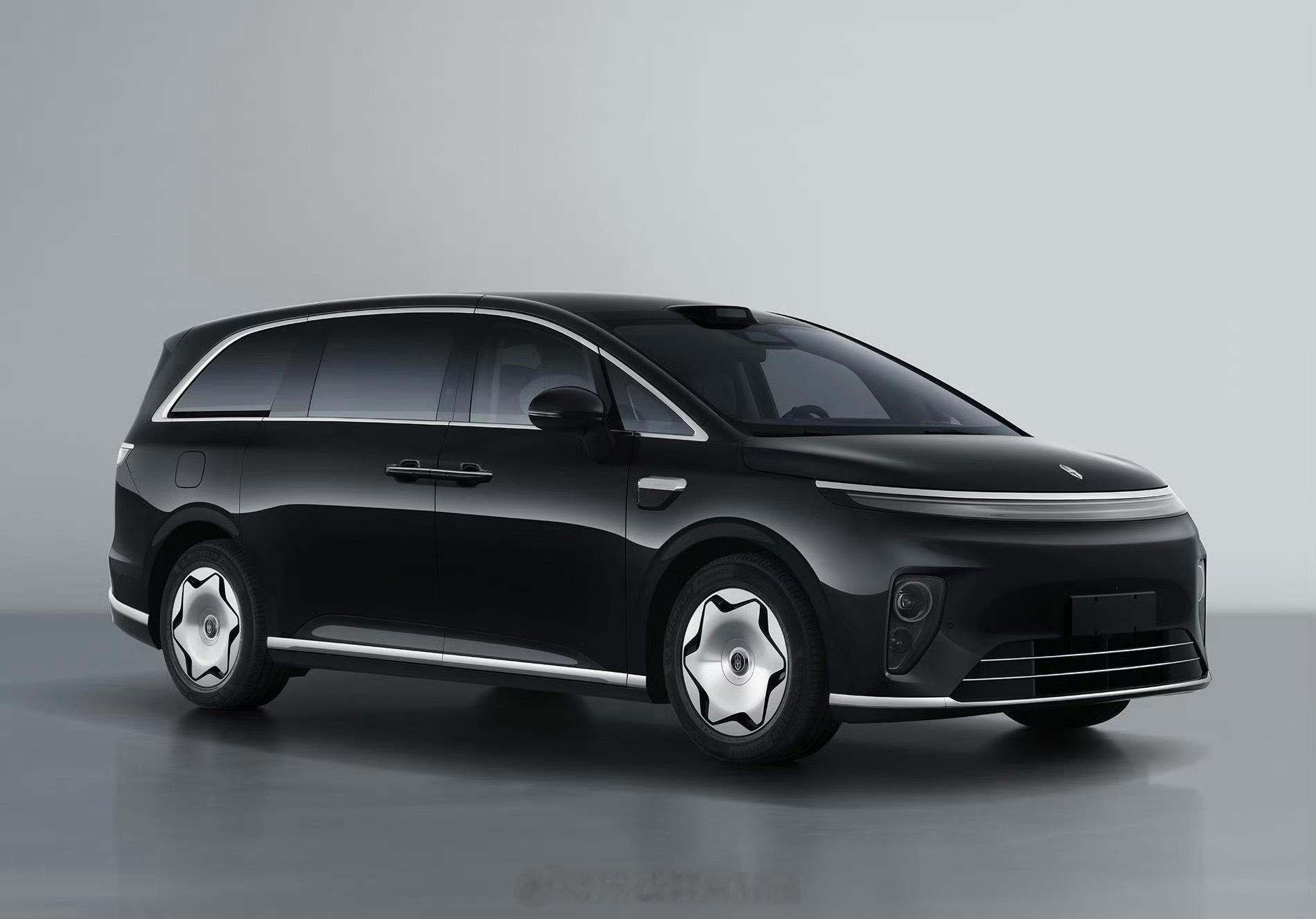 享界 v8 上工信部了，大家觉得这个外形怎么样