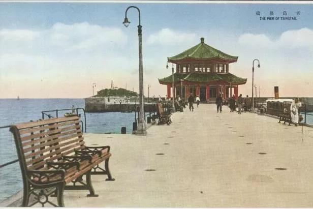 王铎：建议栈桥恢复原有的“躺椅”设置
确实是这样：几乎是近一两年之间，青岛栈桥数