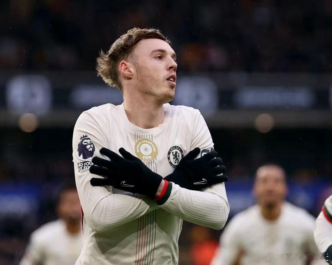 切尔西今晚能赢曼城吗？英超今晚有场焦点战，切尔西主场迎战曼城。因领头羊阿森纳昨晚