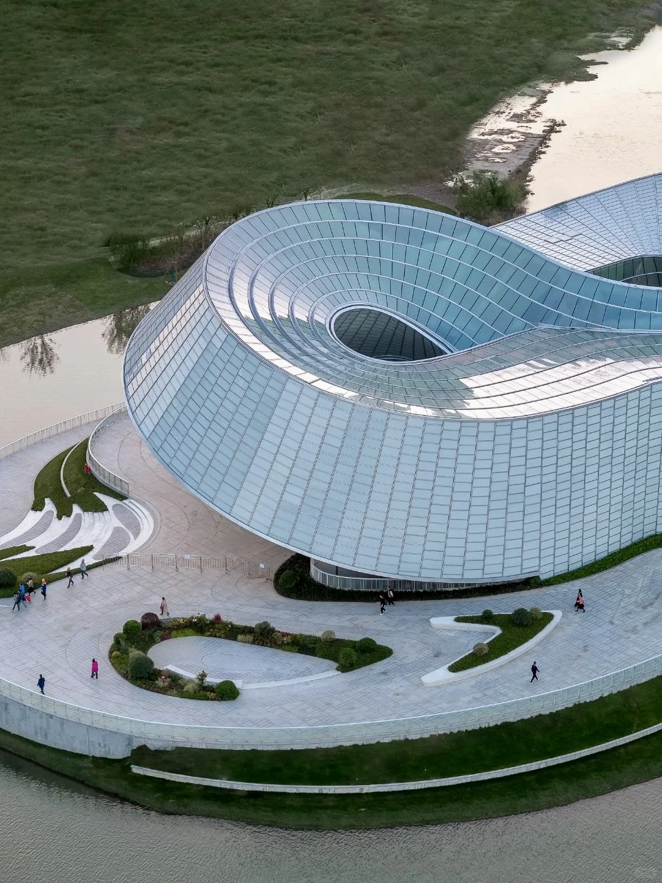 玉湖美术馆｜温润动感的双环玉璧｜Aedas