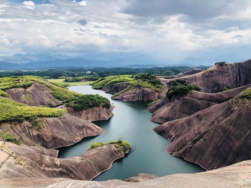 🏞️ 湘西土家族苗族自治州

· 永顺老司城：湖南首个世界文化遗产，比凤凰更古