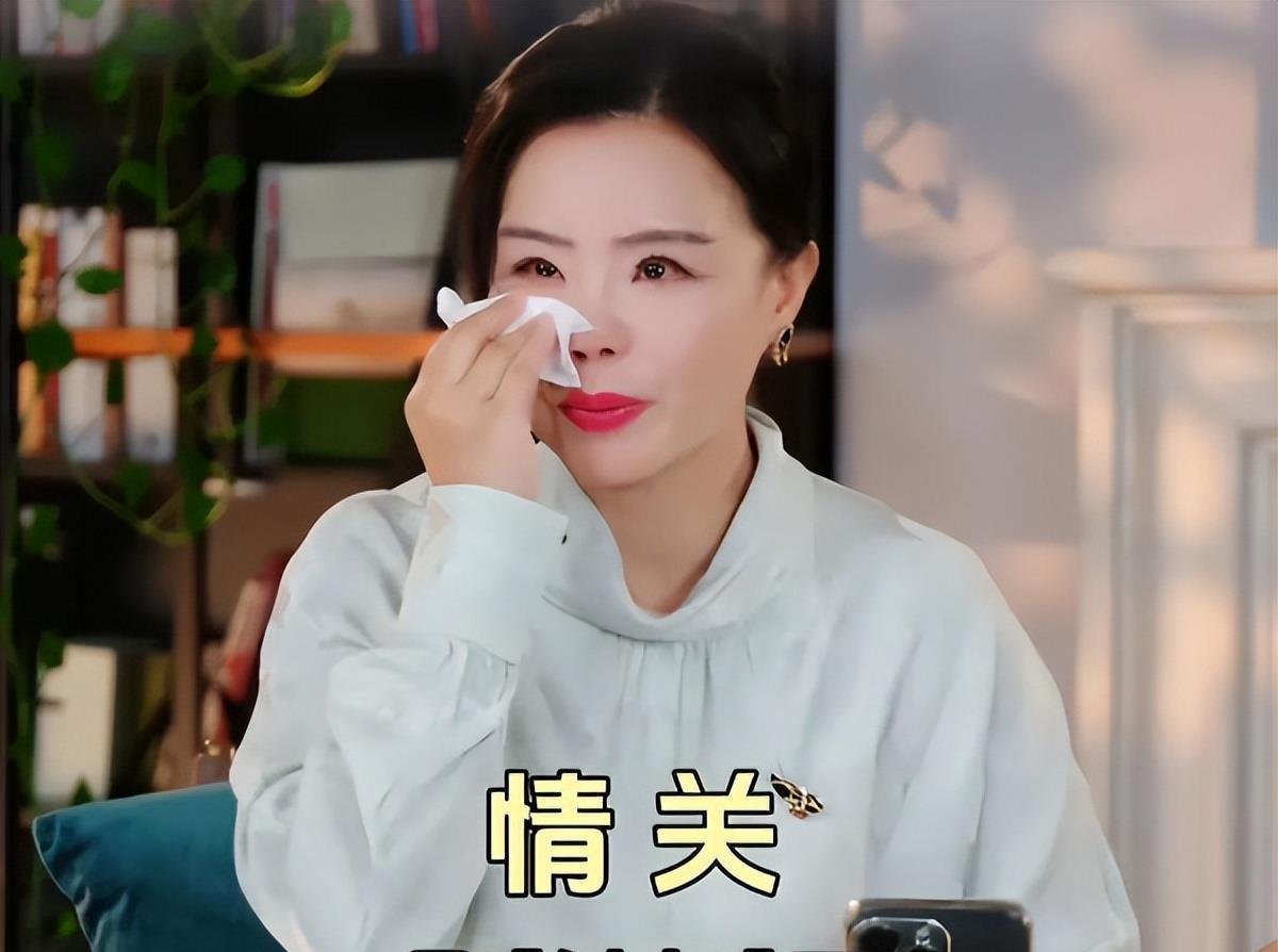 20年情断，50岁重生！龚琳娜德国离婚用派对揭秘真相

整整20年感情，换来的却