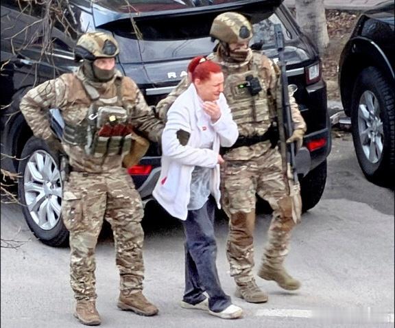 基辅突发血案！莫斯科出生枪手连环射击并劫持人质，致6死多人伤海外新鲜事俄乌冲突 