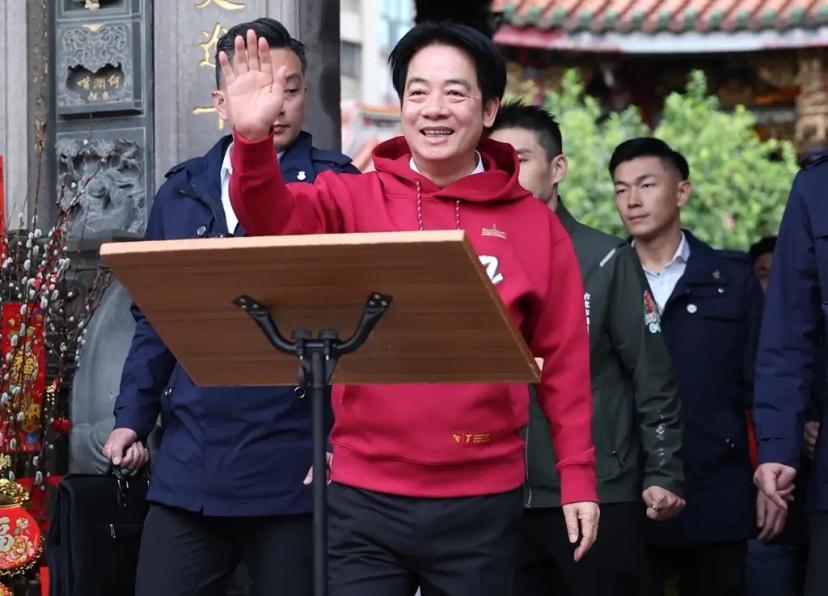 赖清德点名将提拔重用陈其迈，蓝营青年看穿其盘算：想釜底抽薪

海峡导报综合报道 