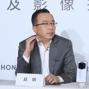【荣耀前CEO赵明入职千里科技】据晚点LatePost，多位知情人士称，赵明将任