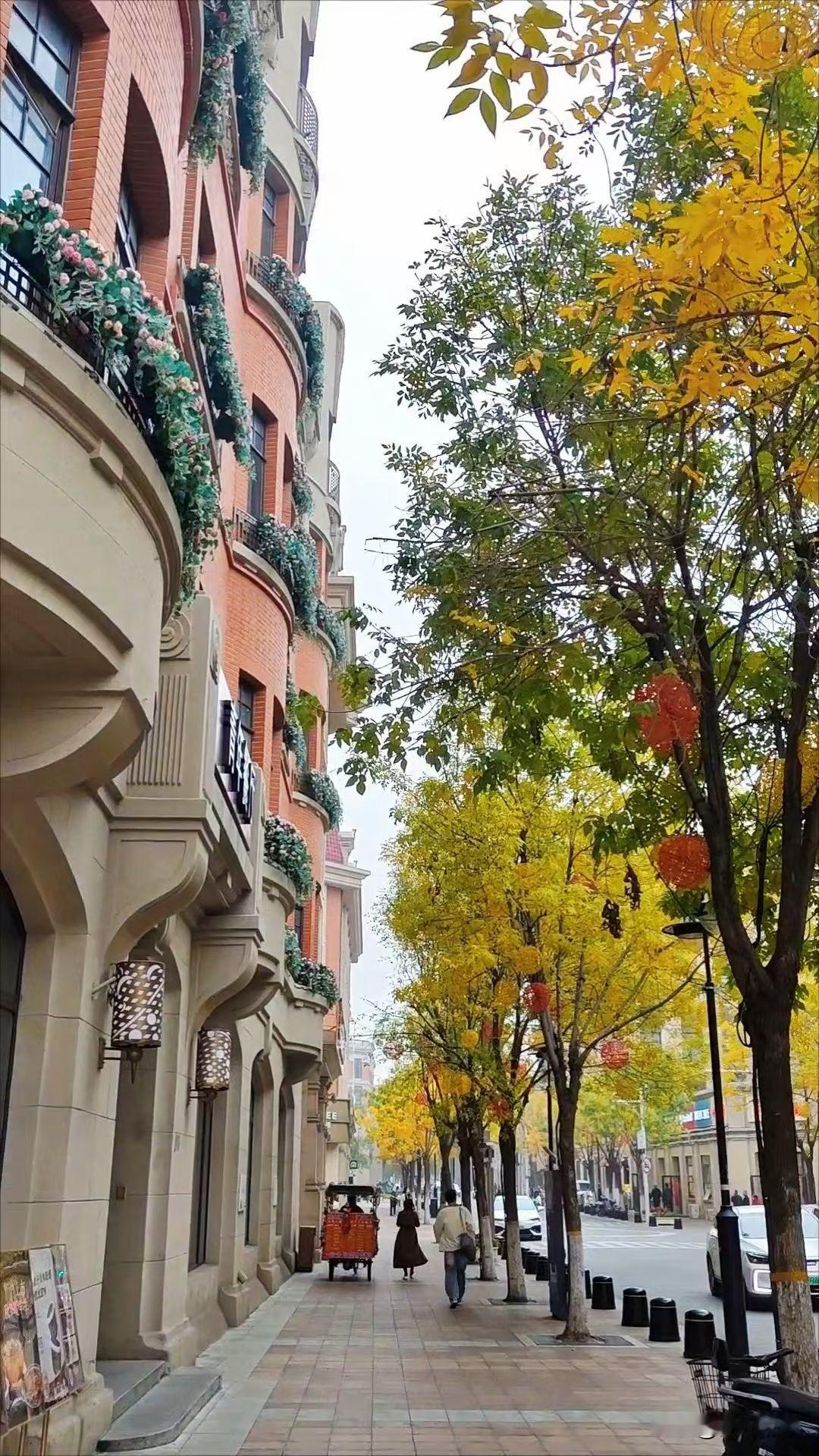 老话常说：“量小非君子，无度不丈夫。”度量，不仅是作为君子的标准之一，更是为人处