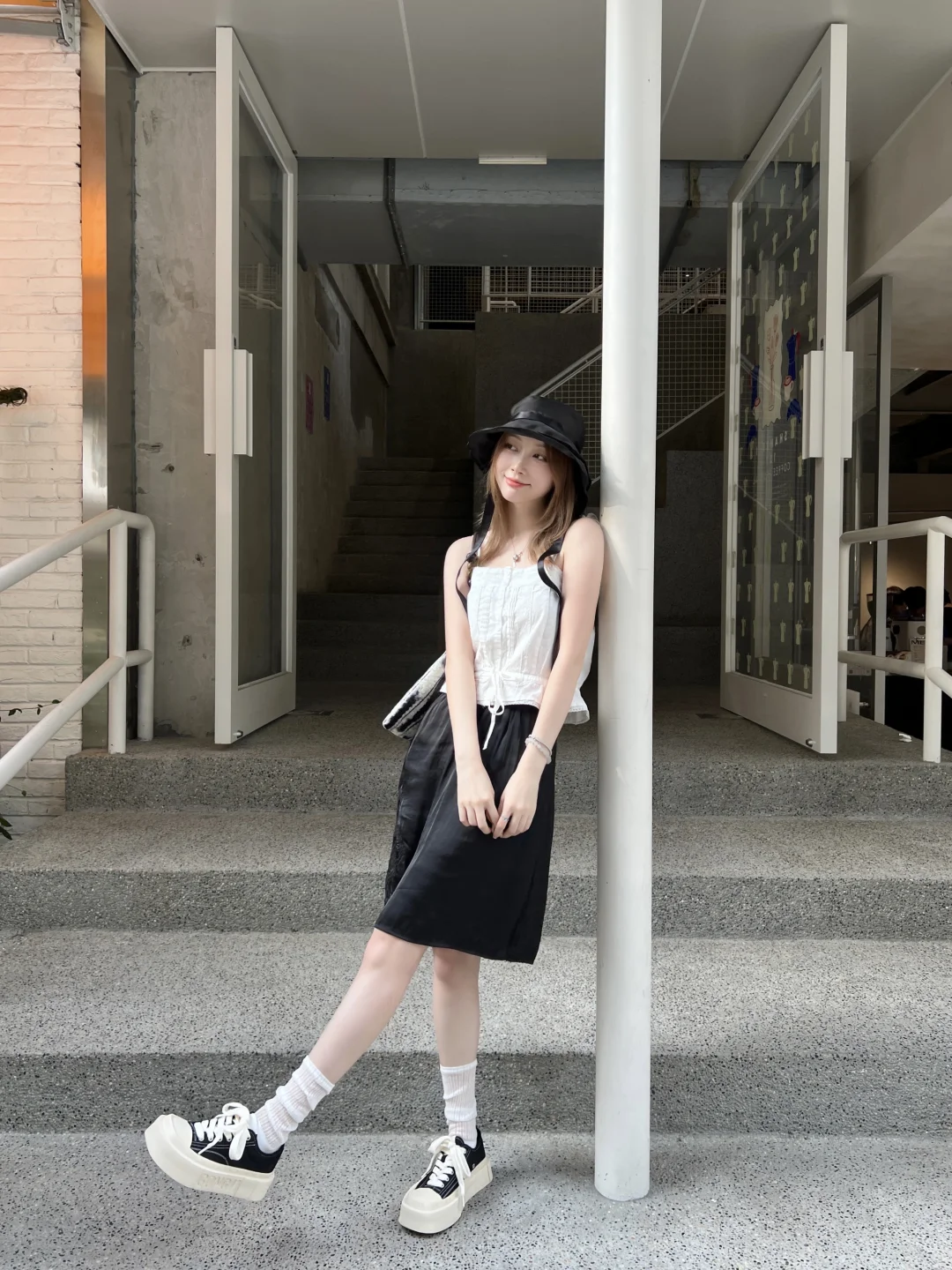 🖤🤍黑白经典配色拿捏chill松弛感