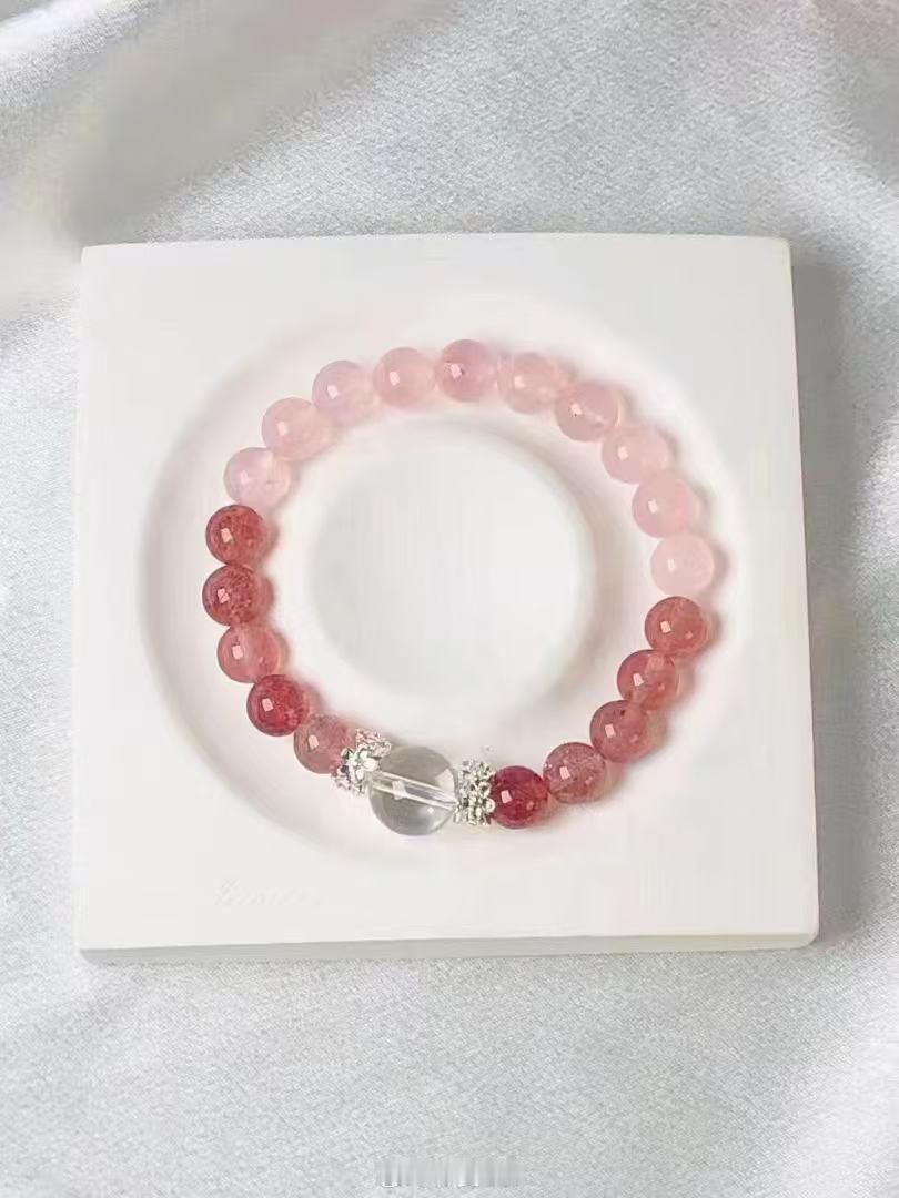 💗七夕·粉水晶爱情之石，先学会爱自己，再吸引温柔正缘。愿接纳柔软内心，遇见合拍
