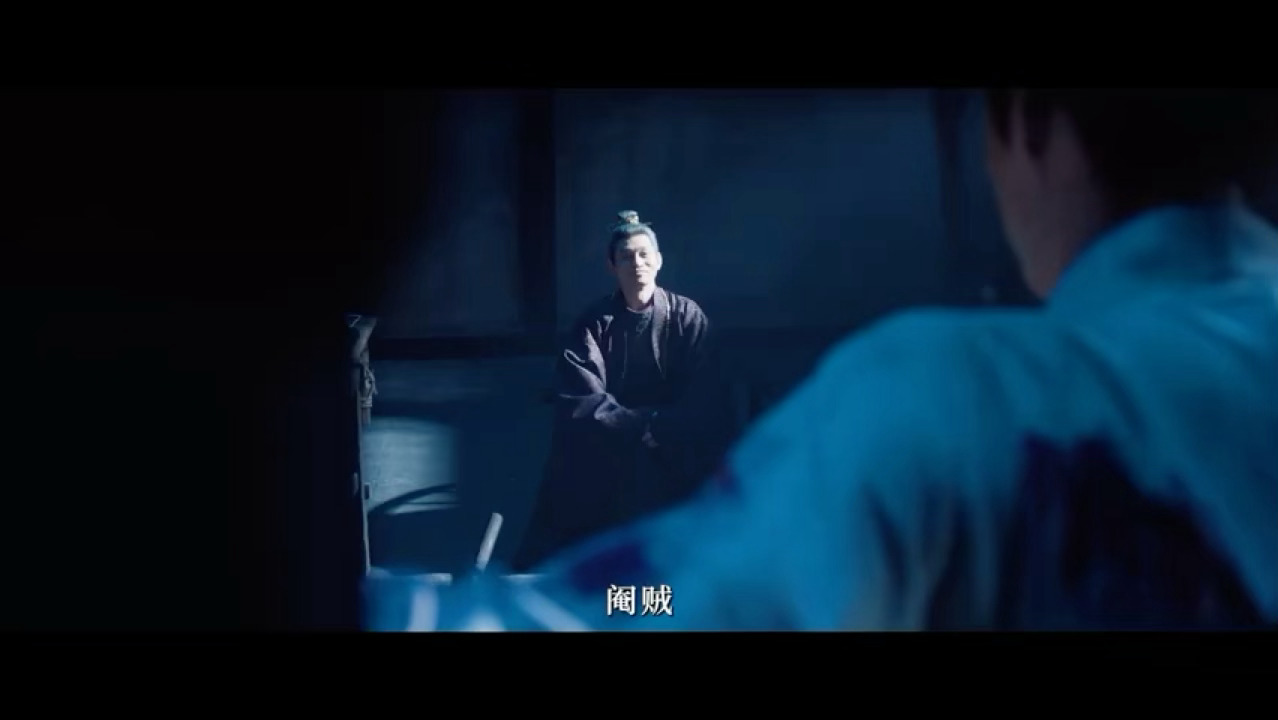 李昀锐惊喜探班李昀锐痞笑李昀锐痞笑，非常期待新剧上线 
