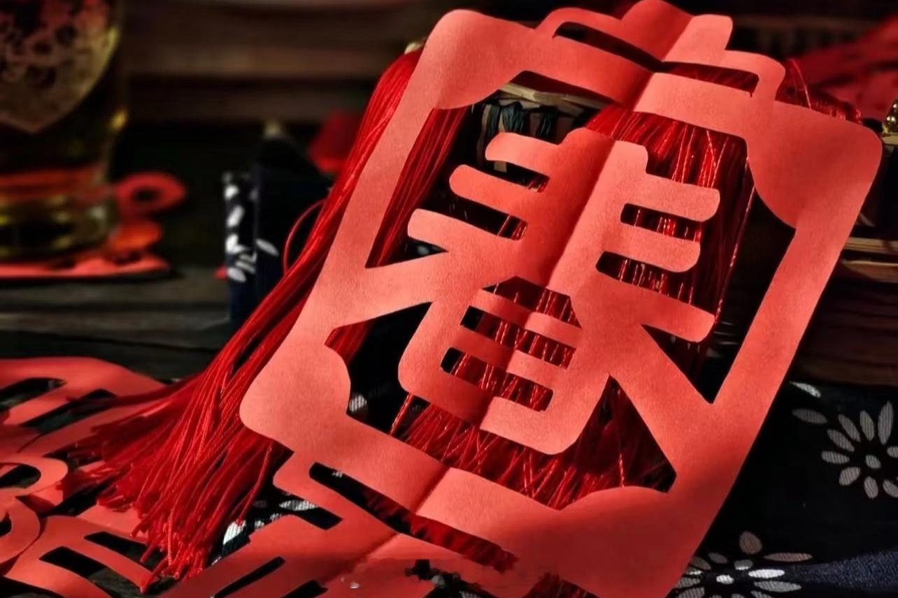 看完《百子纳福》短片，瞬间被满屏的年味和童趣治愈了～有些传承是时间都不能抹杀和遗