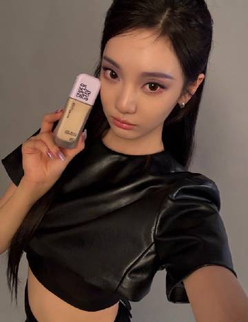宁艺卓酷girl自拍宁艺卓更新自拍 宁艺卓酷girl自拍，宝宝来啦~ ​​​