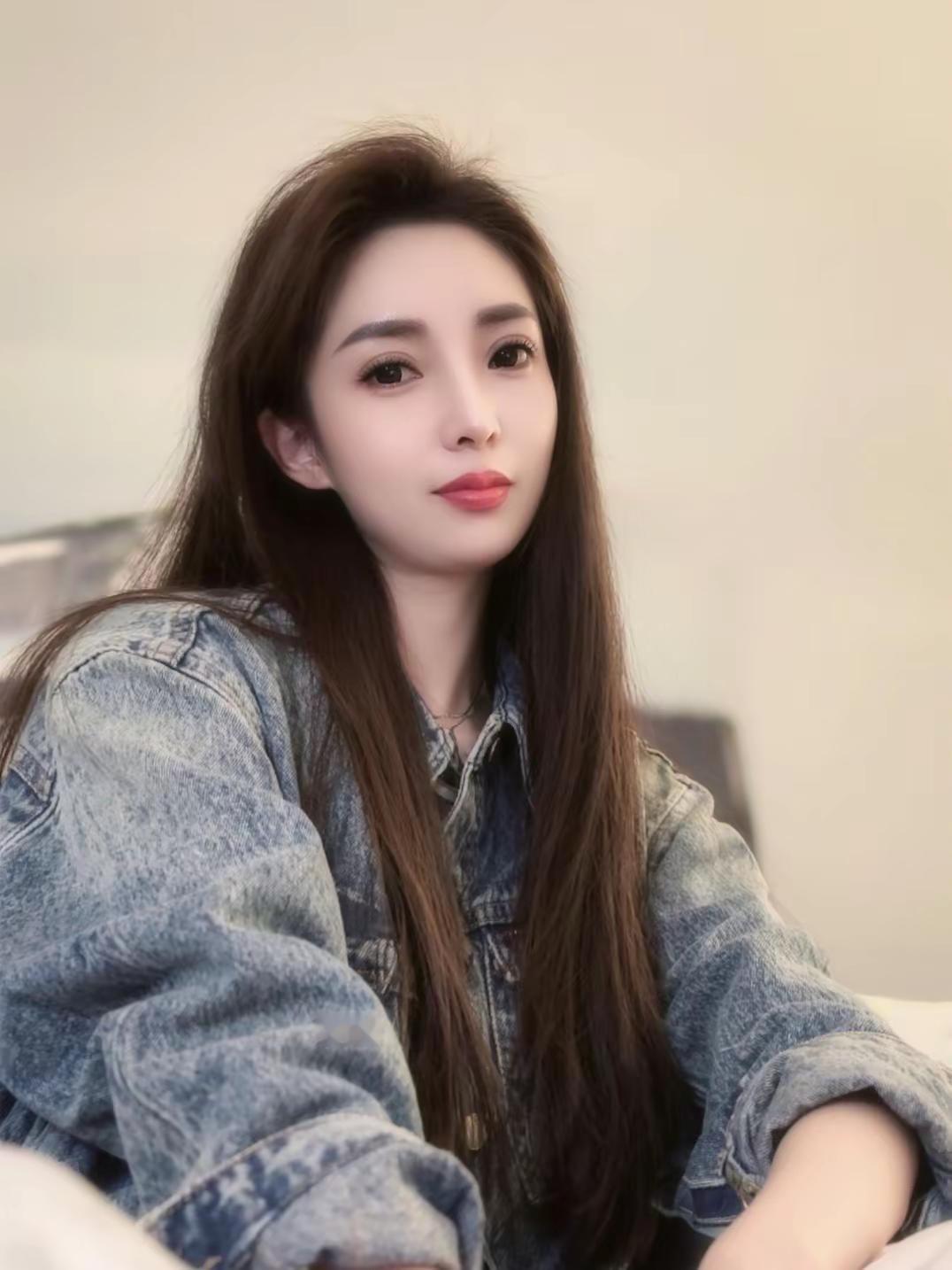 小助手 时尚气质穿搭