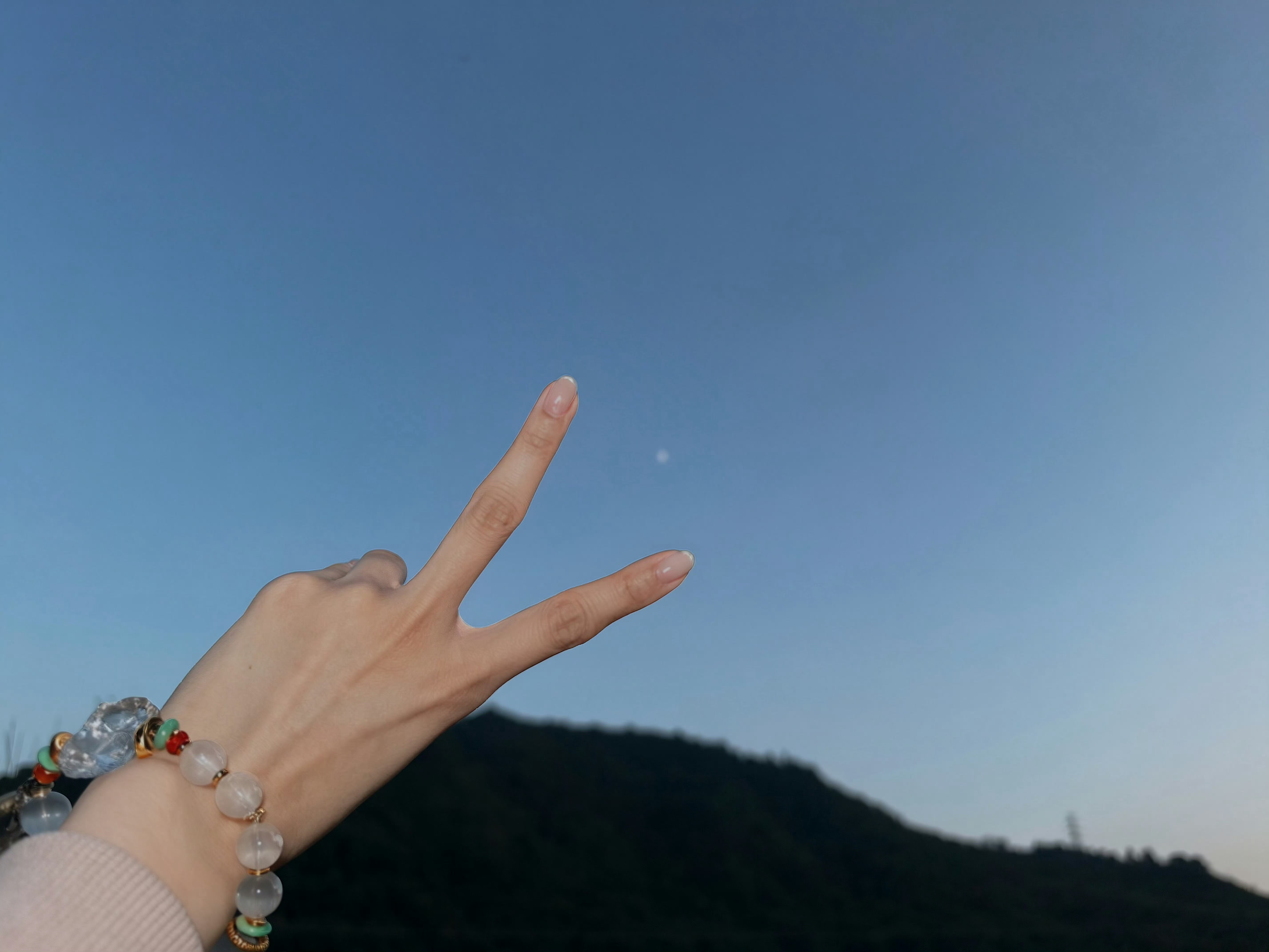 吴宣仪辛凌wxy吴宣仪叶星星 朋友们在铁粉 的时候记得顺便发一发超莱克​​​