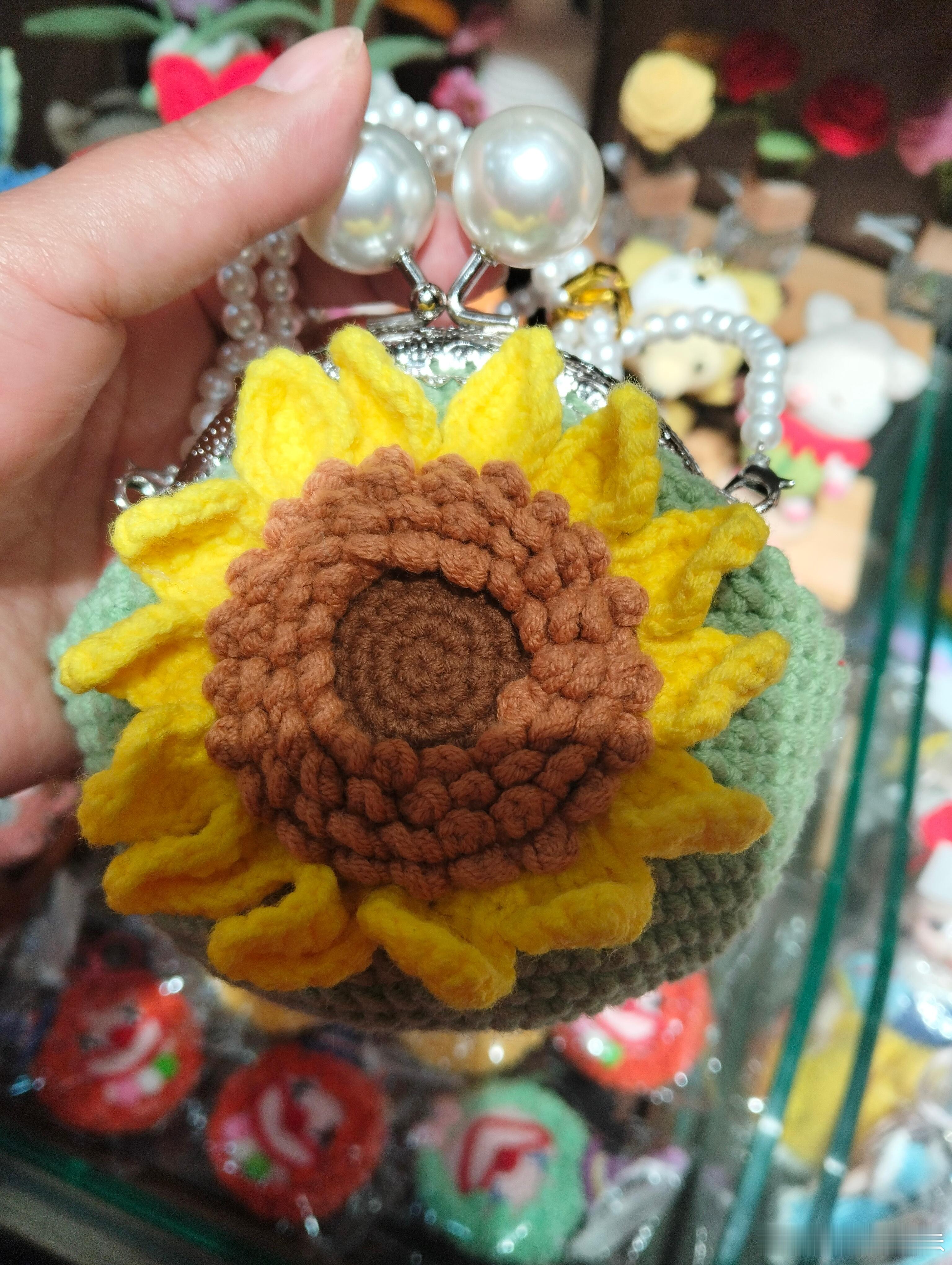 果然不管到哪里看到向日葵和应援色就走不动了，买买买🛍️ 