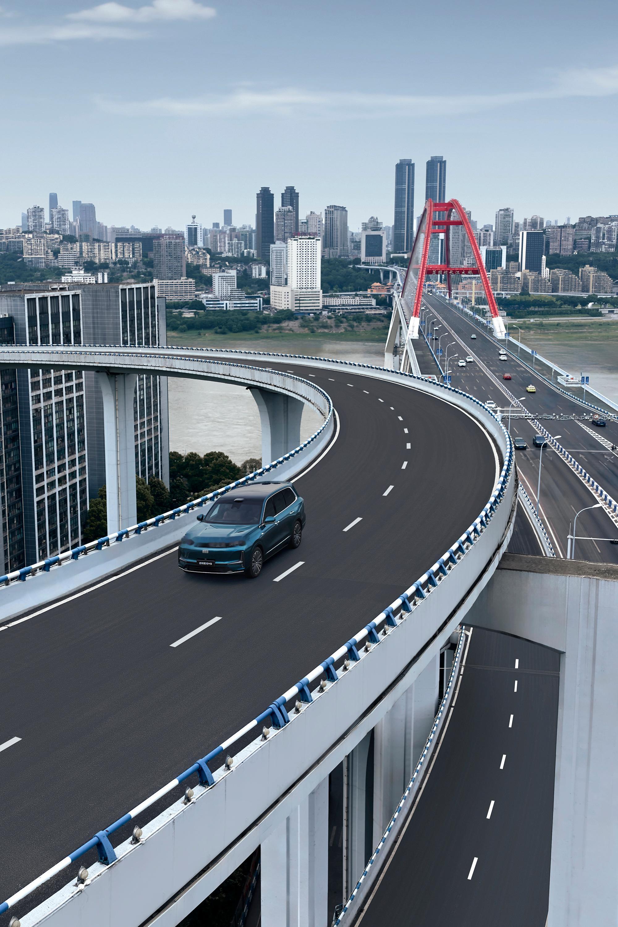 无法拒绝的大六座SUV吉利银河M9上市上市限时指导价17.38万元-23.88万