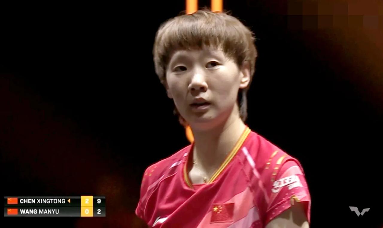 王曼昱0-3不敌陈幸同，止步#WTT名古屋女子总决赛2023# 8强！
第一局，