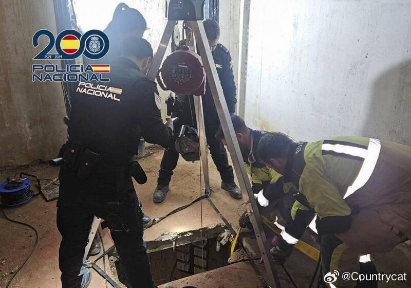 三层地下“迷宫”曝光！毒品隧道直通摩洛哥 西班牙查获17吨大麻海外新鲜事 西班牙