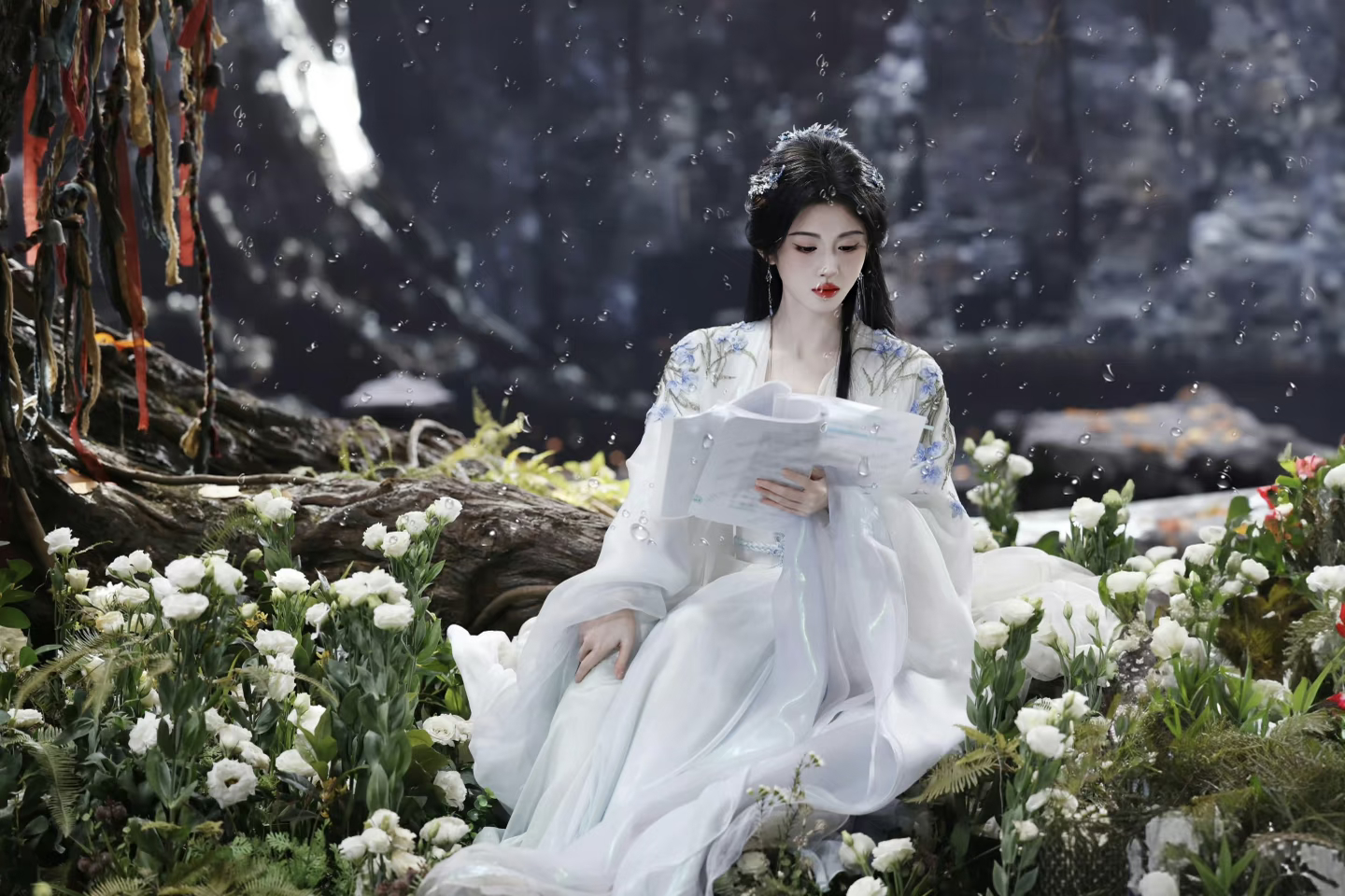 第一个被举报后查完没问题的明星佩服鞠婧祎，怪不得前公司追着她三连问，估计是想要转