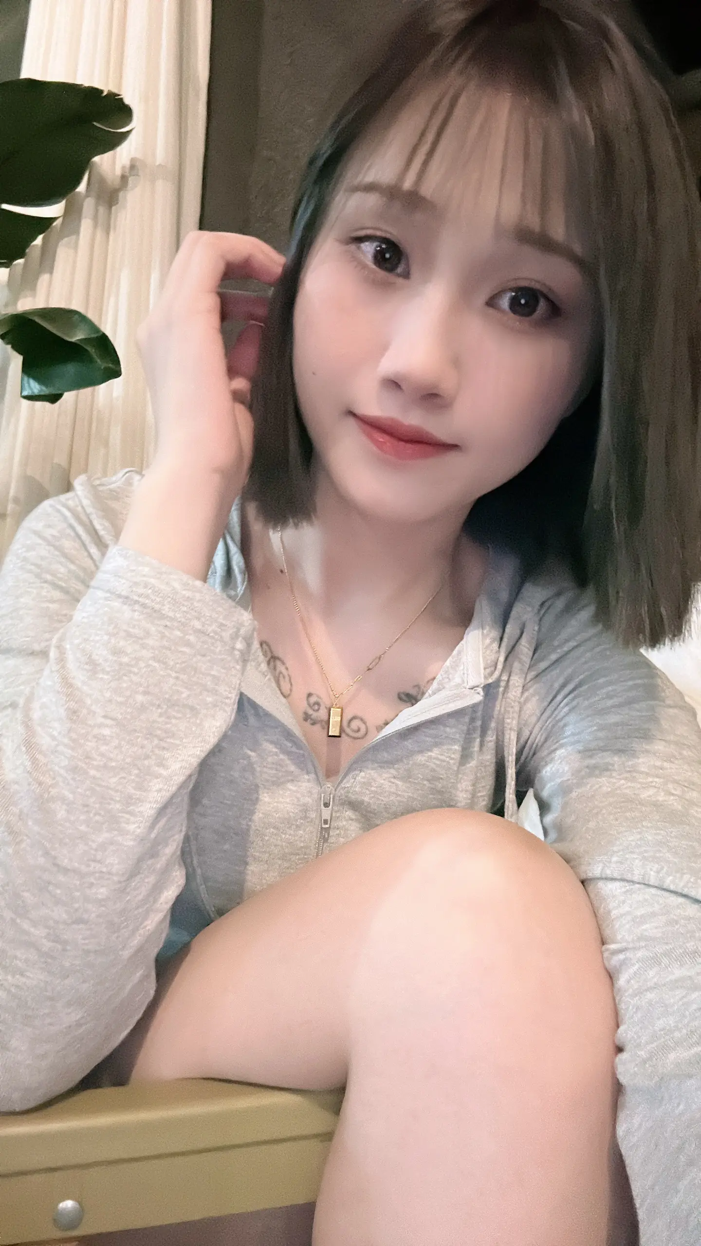 短发 原相机