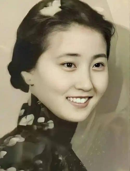 罗翔老师说过一段很扎心的话：“你要允许你爱的人不爱你，你要允许你的工作为难你，你