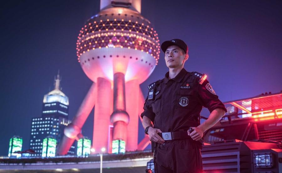 即日起，上海警方开展“砺剑2025”第十二次清查整治行动，针对年底治安、交通等领