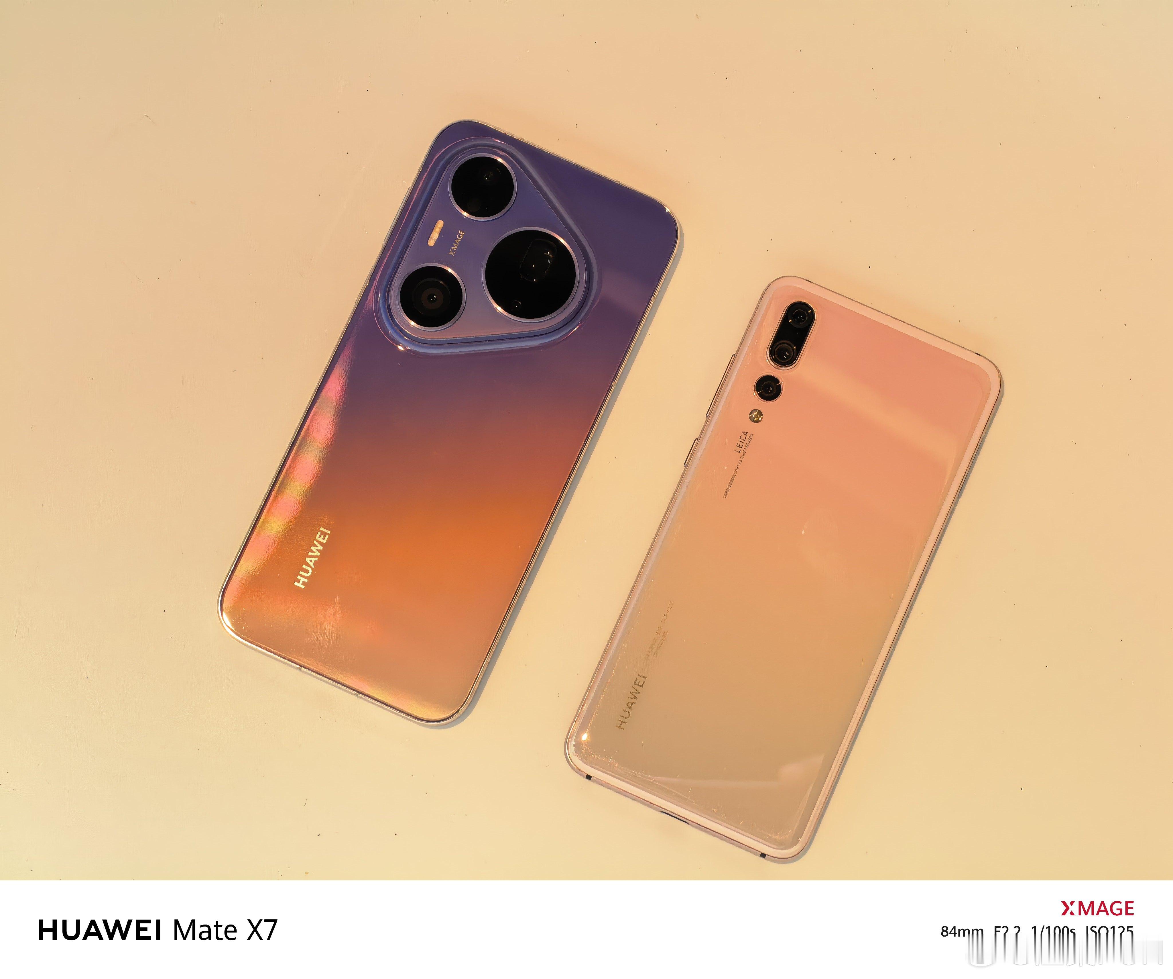 一代人的记忆又回来了！手机渐变颜色，我只信华为！猜得出右边是哪款手机吗？华为pu