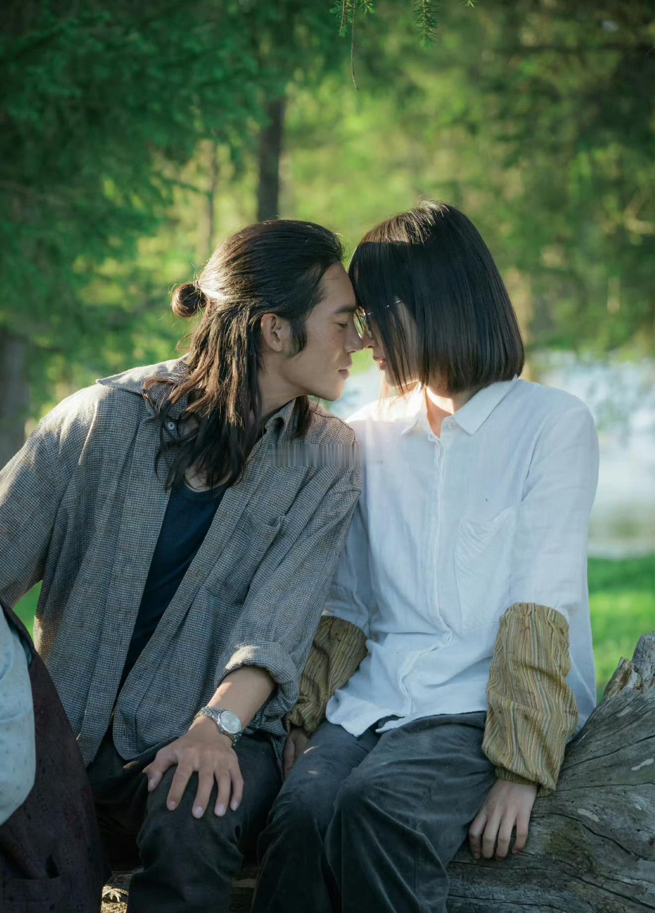 内娱真有正主翻牌自己的同人文  于适真的太暖啦！他唱起同人女笔下的改编曲，像是给