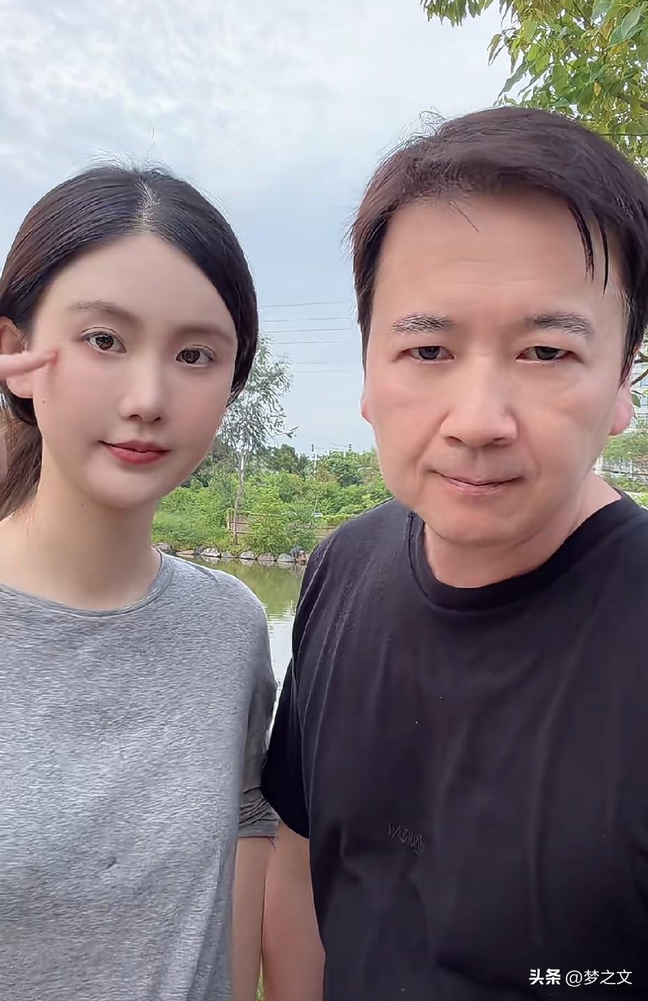 原来楚玲才三十一岁，现在赖文峰都五十多了，看来真正的爱情是没有年龄阻碍的，楚玲跟