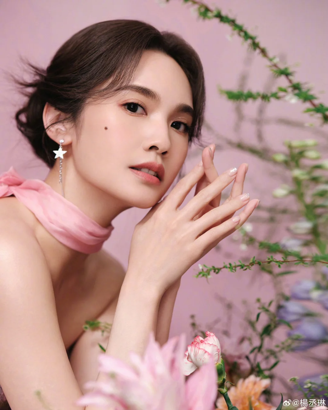杨丞琳《一千零一个愿望》造型 粉嫩梦幻琳💗春节期间有丞琳的音乐陪伴好...